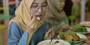 5 Dampak Buruk Menghindari Karbohidrat Saat Diet