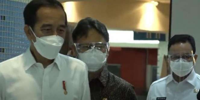 Jokowi Sebut 215 Negara Berebut Dapat Vaksin Covid-19