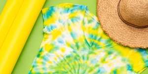 Padu Padan Terbaik dengan Tie-Dye