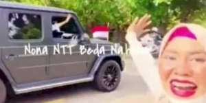 Heboh Emak-Emak Ungkap Perasaan Cinta di Depan Jokowi