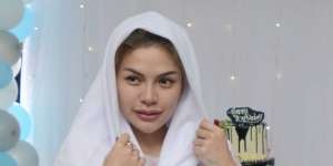 Nikita Mirzani Wajibkan Anak-anak Rutin Mengaji