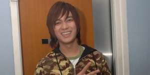 5 Potret Lawas Selebriti Pria Tajir di Awal Karir