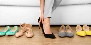 5 Tips Pakai Sepatu Baru Tanpa Lecet