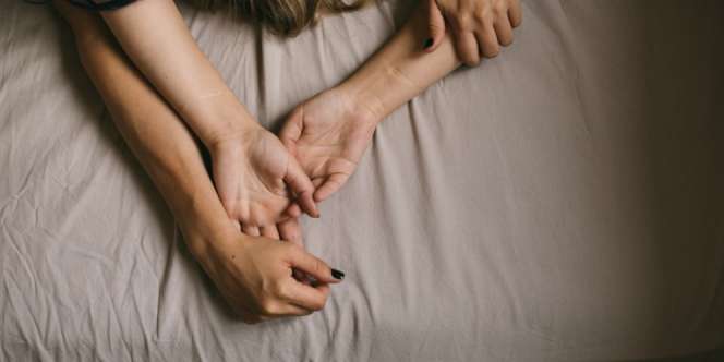 Istri Tidur Pakai Celana Dalam, Hukumnya?