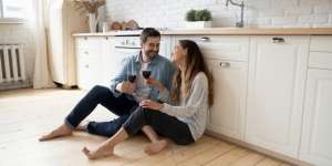 Tips Bikin Momen Mesra Bareng Pasangan, Romantis Meski Budget Pas-pasan