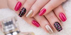 Isi Waktu Kosong dengan Bikin Nail Art