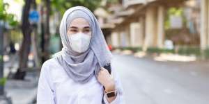 Panduan Baru CDC, Penerima Vaksin Penuh Bisa Bertemu Orang Tanpa Masker
