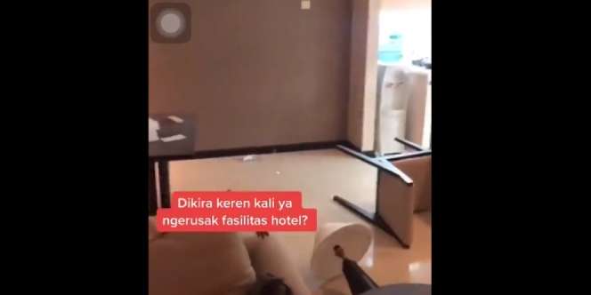 Viral Ulah Sekelompok Remaja di Dalam Kamar Hotel, Bikin Geram!