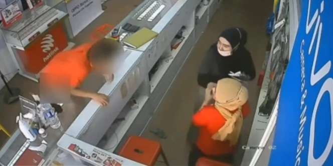 Viral Pria Setengah Telanjang Masuk ke Toko HP, Nyaris Lecehkan 3 Pegawai Wanita