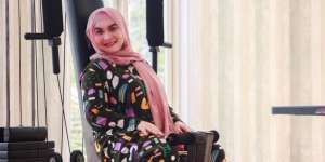 5 Potret Terbaru Ulfa Dwiyanti Usai Vakum dari Dunia Hiburan