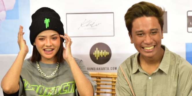 Aksi Rap Berbahasa Jawa Sara Fajira di 'Close'