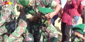 Kisah Haru Prajurit TNI: Ortu Tak Hadir Saat Pembaretan, Komandan Turun Tangan
