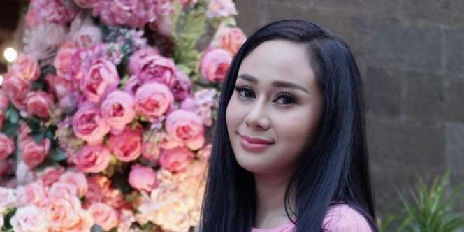 Dulu Ngaku Kaya Raya, Denise Chariesta Kini Minta Donasi ke Follower