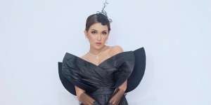 Koleksi Aksesoris Ayu Ting Ting, Termahal Ratusan Juta!