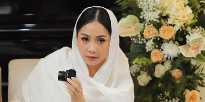 Masya Allah Cantiknya Nagita Slavina Pakai Hijab Bareng Adelia Pasha