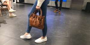 Padu Padan Alas Kaki dan Aksesori Asal Amerika, Cole Haan