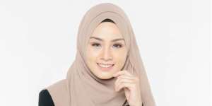 4 Jenis Minyak Wajah yang Dapat Menyamarkan Tanda Penuaan