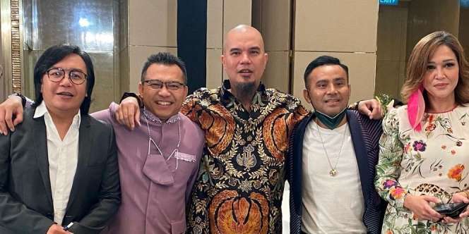 Foto Bareng Ahmad Dhani, Maia Estianty Diplototin Mulan Jameela