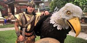 Sentilan Kocak Aktor Afdhal Yusman ke Haters Film Kolosal, Dijamin Ngakak!