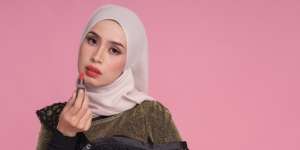 Tips Memilih dan Mengaplikasikan Lipstik Merah