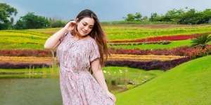 Berbaring di Tumpukan Bunga, Wajah Celine Disamakan Artis Hollywood Rosalinda