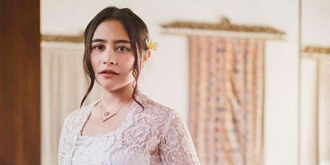 Prilly Latuconsina Jadi Orang Pertama yang Jajal Tas Marhen J Limited Edition