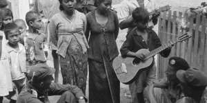 Viral Foto Lawas Tahun 40an, Netizen Malah Salfok ke Tentara Belanda