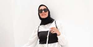 Padu Padan Outfit Hijab dengan Crop Top, Kece Abis!