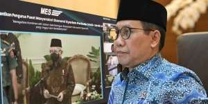 Hadiri Pelantikan Masyarakat Ekonomi Kreatif, Gus Menteri Simak Arahan Wapres