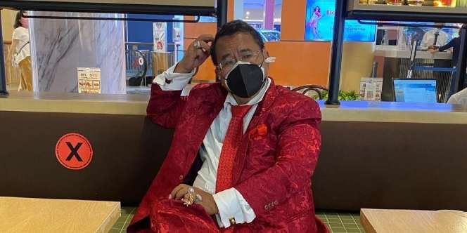 Hotman Paris Ngaku Kalah dengan Hotma Sitompul Soal Ini