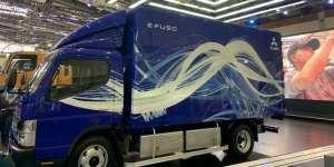 Pasar Truk Listrik Terkendala Infrastruktur Pom Charger Baterai