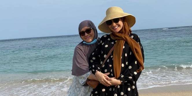 Kabar Sedih Fenny Bauty di Saat Zaskia Sungkar Lahiran