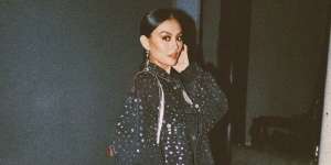 Penampakan 5 Outfit Agnez Mo yang Murah Meriah