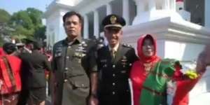 Para Prajurit Perwira Ini Lahir dari Ayah yang Pangkat Lebih Rendah