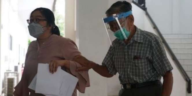 Keluarga Jadi Kunci Vaksinasi Lansia