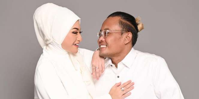 Sule Beberkan Alasan Tak Mau Di-roasting oleh Kiky Saputri