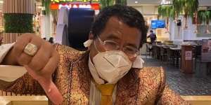 Hotman Paris Sindir Suami yang Pakai Banyak Pengacara Untuk Lawan Istri