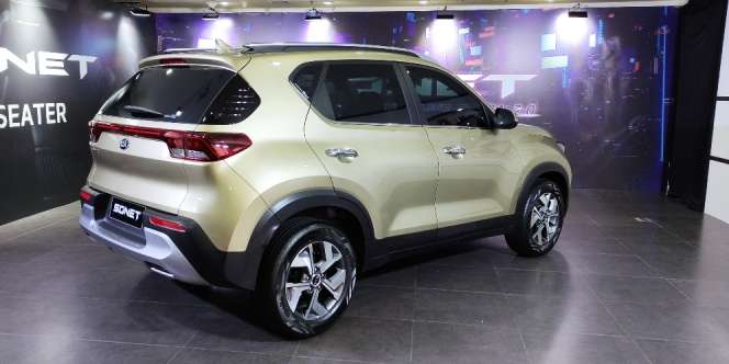 Punya Fitur Arah Kiblat, Kia Sonet 7 Seater Dibanderol Mulai Rp190 Jutaan