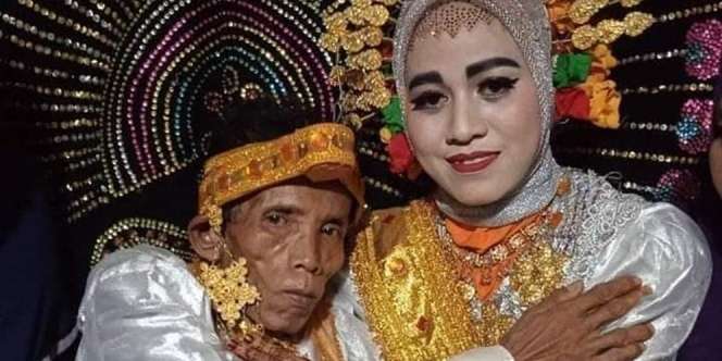 Lamaran Kakek di Bone Ditolak Ibu, Diterima Anak 