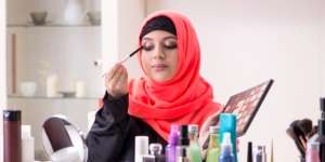 4 Langkah Membuat Liquid Eyeshadow