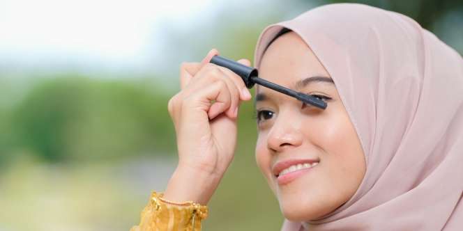 4 Tips Merawat Bulu Mata Agar Tidak Mudah Rontok