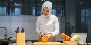 Jadwal Imsakiyah Hari Ini, Jangan Lupa Doa Saat Makan Sahur