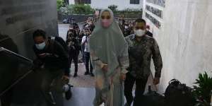 Kartika Putri Merasa Dipermainkan Dokter Richard Lee