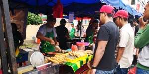 Meski Masih Pandemi, KL Gelar Bazaar Ramadan di 65 Lokasi