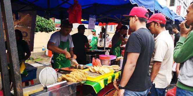 Meski Masih Pandemi, KL Gelar Bazaar Ramadan di 65 Lokasi