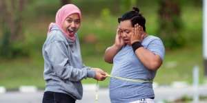 Puasa, Berat Badan Malah Naik? Ini Sebabnya