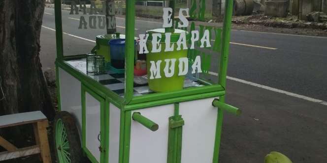 Tega! Sudah Ditipu 50 Pesanan Bukber, Motor Tukang Es Dibawa Kabur