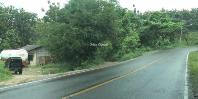 Angker, Rumah di Jalur Tengkorak Ini Hanya Dihuni Wanita Tua