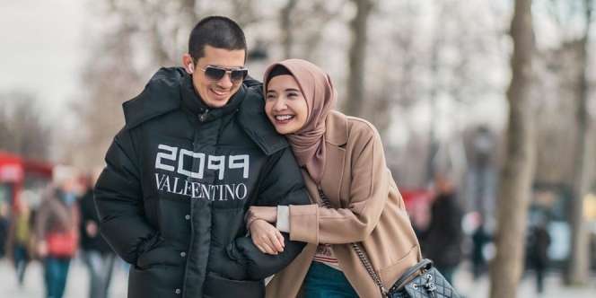 80 Kata-Kata Cinta Romantis, Ungkapan Manis Agar Gebetanmu Terbuai Mesra