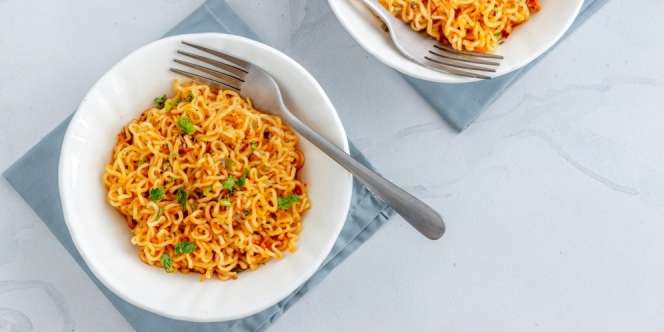 Jangan Campur Nasi dan Mi Instan Sebagai Santapan Sahur